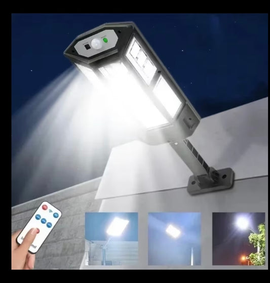 Solar powered street lamp